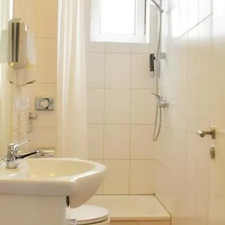 Szálloda Little Paris Frankfurt am Main