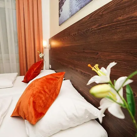 Hotel Little Paris