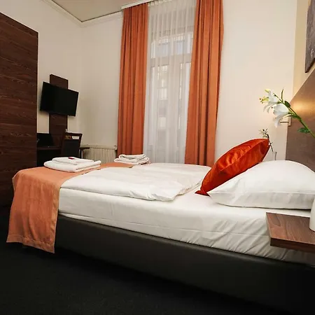 Hotel Little Paris