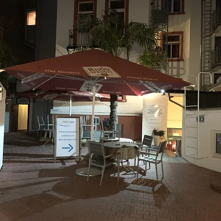 Отель Little Paris Франкфурт-на-Майне