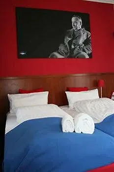 Little Paris Otel 3*