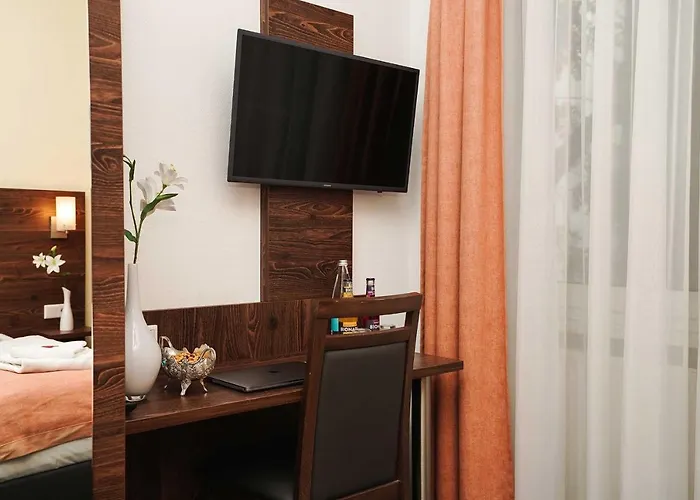 Little Paris Hotel