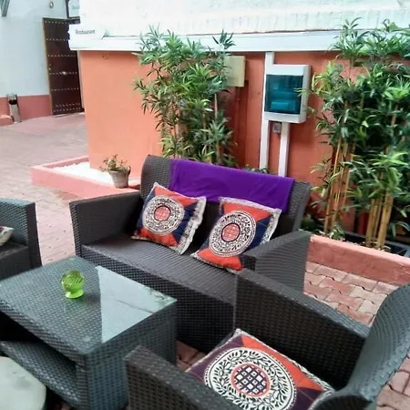 Hotel Little Paris Frankfurt nad Mohanem