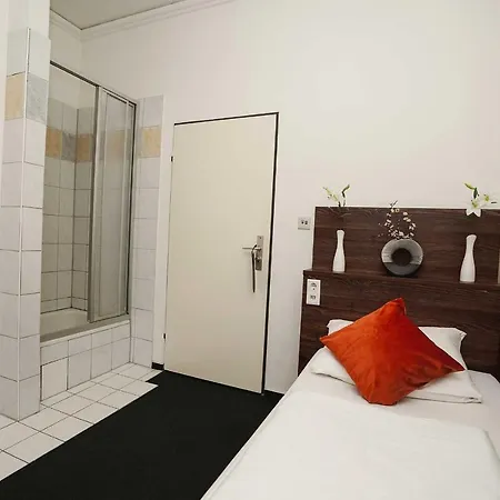 Little Paris Frankfurt nad Menem