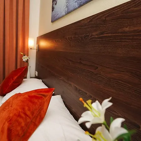 Little Paris Hotel Frankfurt am Main